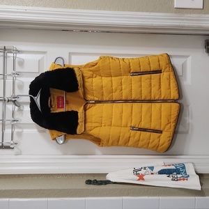 Guess puffer vest
